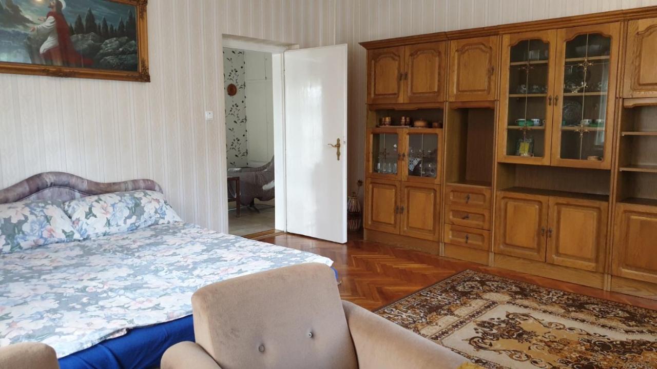 Ilona Apartmanok Balatonboglar Luaran gambar