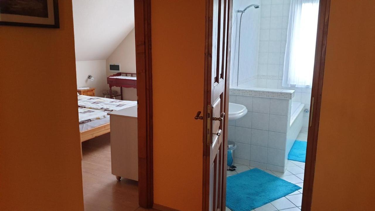 Ilona Apartmanok Balatonboglar Luaran gambar