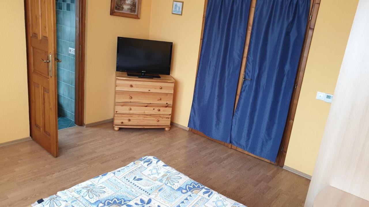 Ilona Apartmanok Balatonboglar Luaran gambar