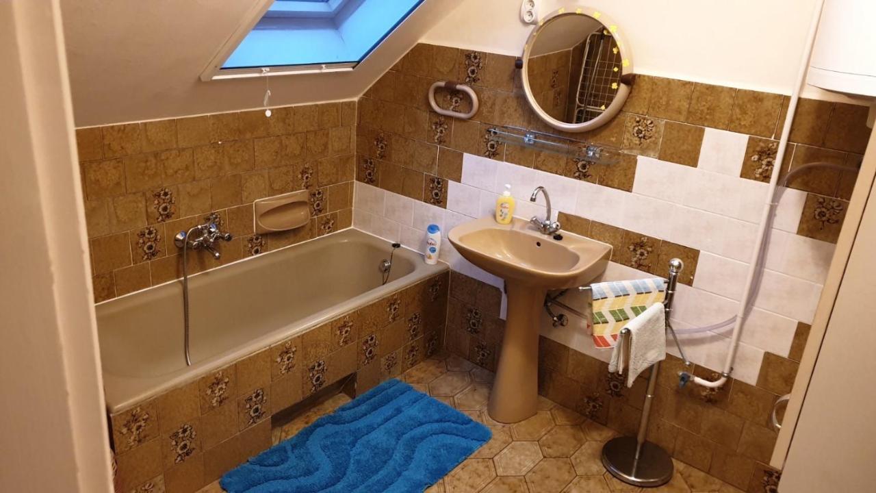 Ilona Apartmanok Balatonboglar Luaran gambar