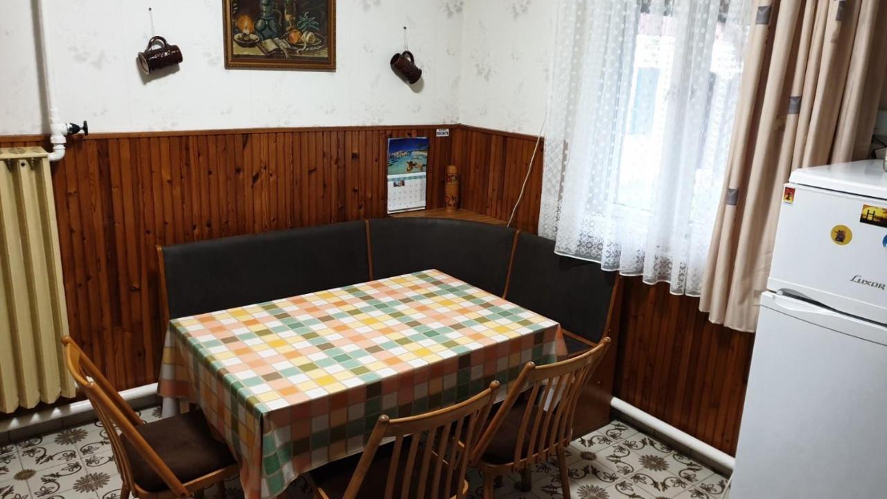 Ilona Apartmanok Balatonboglar Luaran gambar